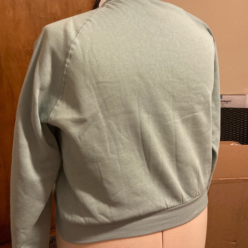 H&M Mint semi crop Cotton-Blend Sweatshirt - Picture 3 of 4